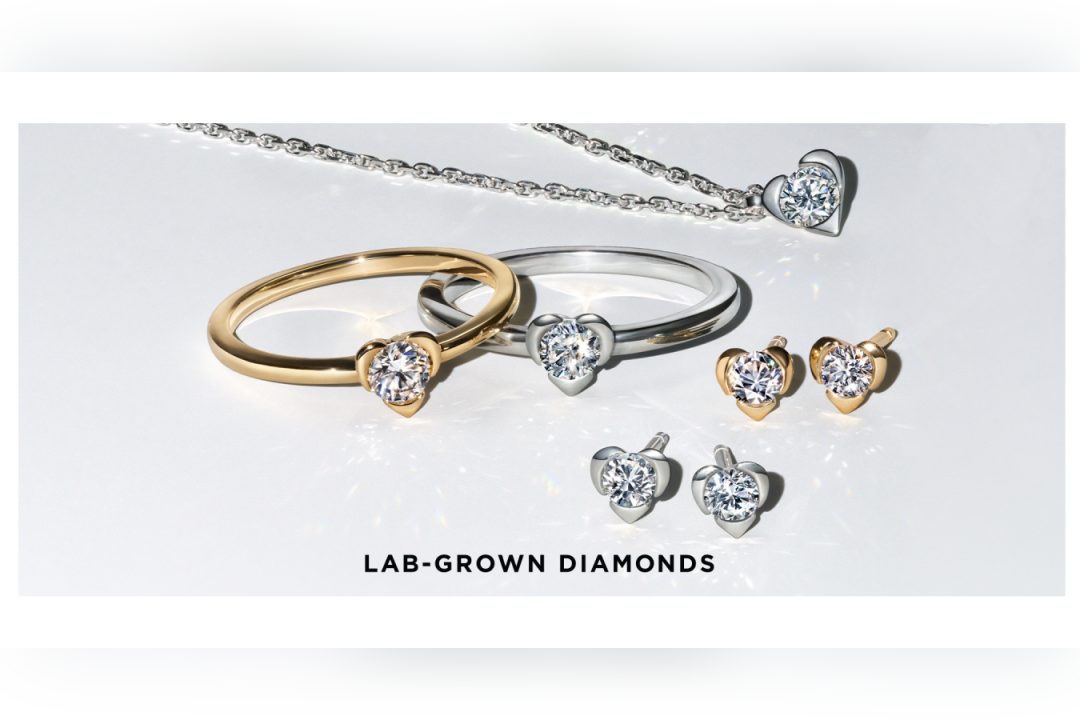 Pandora Campaign 134 For all the love she gives Diamonds for all mothers EN 1440x900
